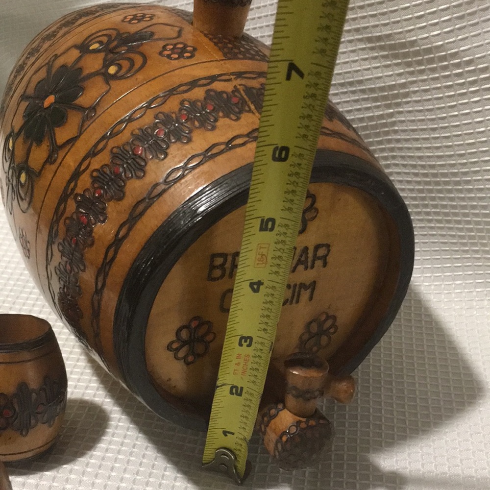 Miniature Vintage Oak Wine Barrel. - Picture 7 of 7